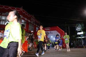 BIB: 886, 761
                            <button type="button" onclick="openModal(26261343)" class="btn btn-primary btn-sm float-right btn-popup" data-toggle="modal" data-target=".modal-high-quality">
                        <i class="fas fa-shopping-cart"></i> Add to Cart
                    </button>
                                            <button type="button" onclick="isThisMe(26261343, true)" class="btn btn-success btn-sm float-right btn-popup btn-isme hidden" data-toggle="tooltip" data-placement="bottom" title="นี่คือรูปของคุณใช่ไหม คลิกที่นี่เพื่อเอาเข้าอัลบั้ม">
                        <i class="fas fa-plus"></i> Add to album
                    </button>
                    <button type="button" onclick="isThisMe(26261343, false)" class="btn btn-warning btn-sm float-right btn-popup btn-isnotme hidden">
                        <i class="fas fa-ban"></i> Remove from album
                    </button>